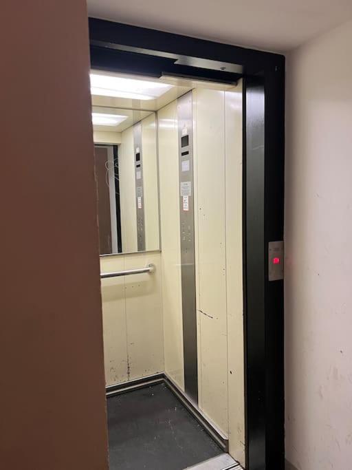 Near Hauptbahnhof - Kingsize Bed Wien